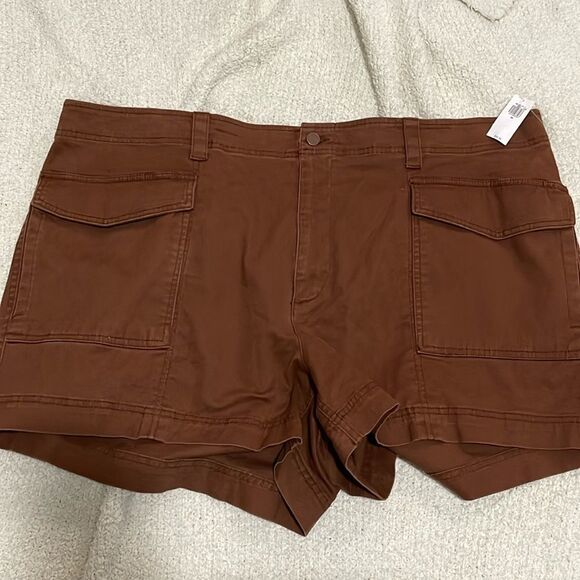NWT- Old Navy- 3X. Cargo Short - Picture 1 of 11